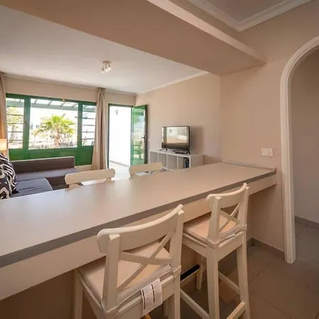 Bandama 15! 2 Bedroom Newly Renovated Bungalow, Los Pocillos, Puerto Del Carmen. * Puerto del Carmen (Lanzarote)